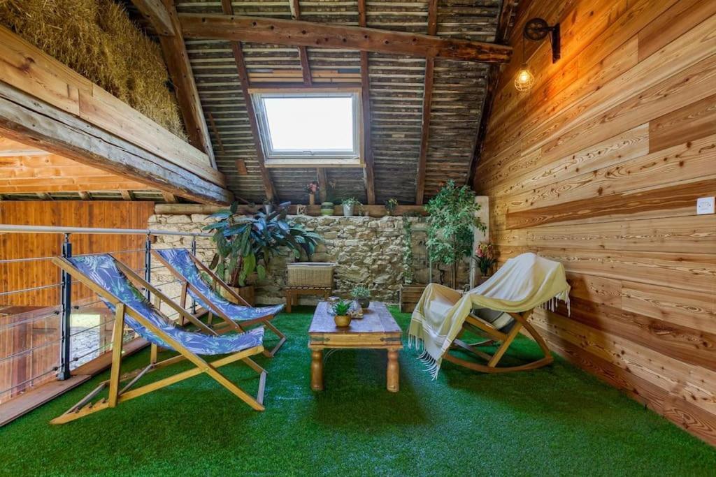 Gite De Charme : La Grange Au Lac Azur Treffort  Kültér fotó